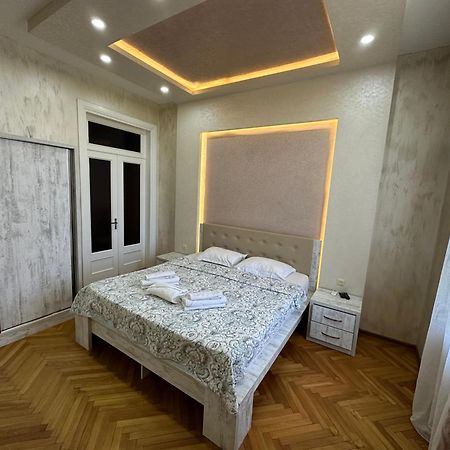 Green House Kobuleti Bagian luar foto