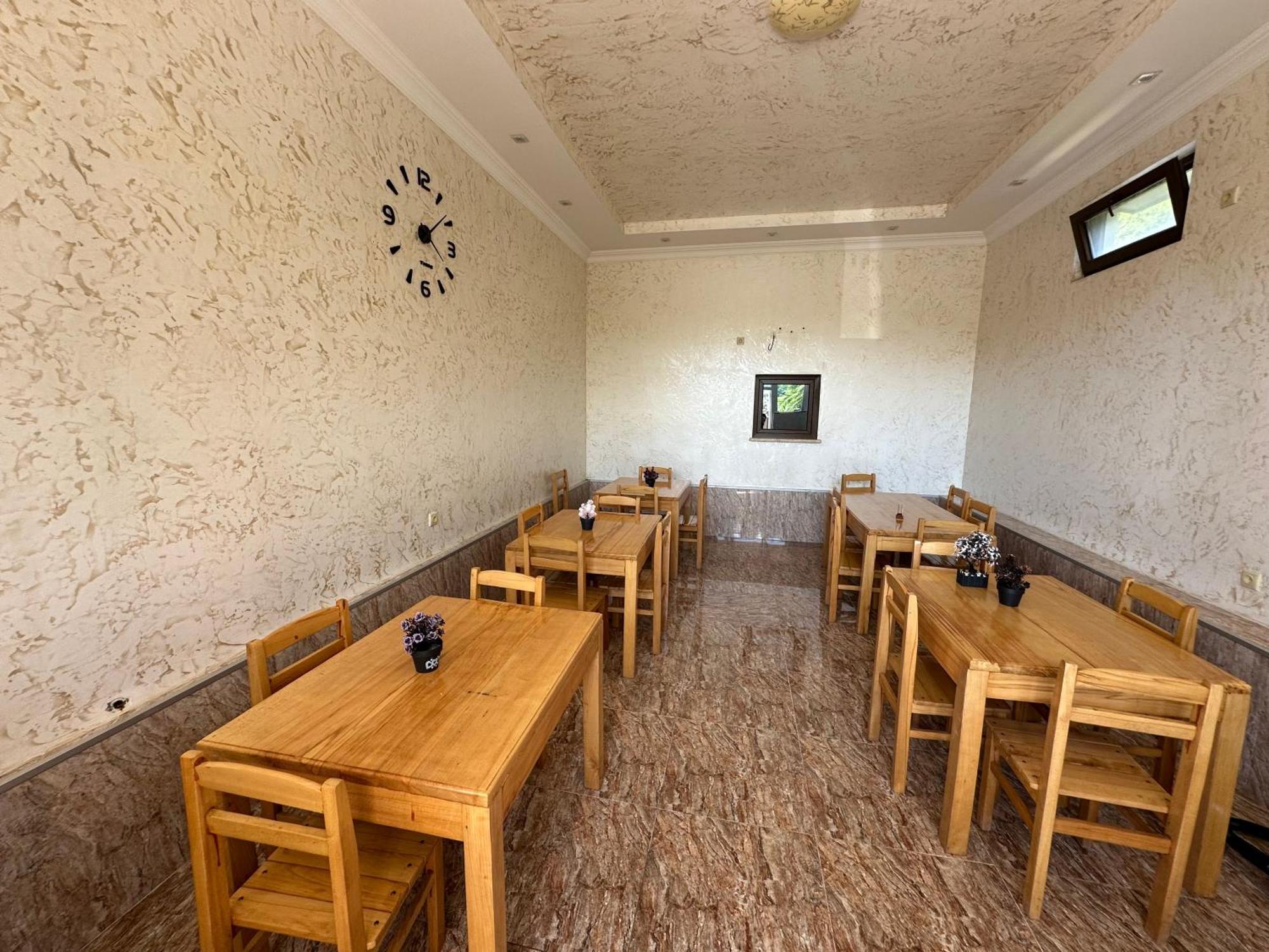 Green House Kobuleti Bagian luar foto