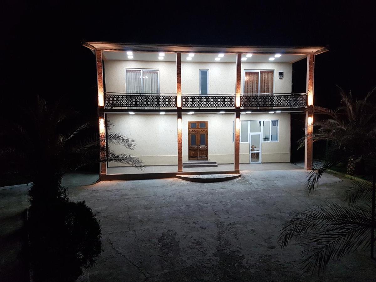 Green House Kobuleti Bagian luar foto